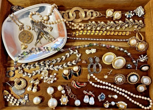 Vtg -Now JUNK drawer Jewelry Lot Scrap Harvest salvage craft Costume Gold Tone