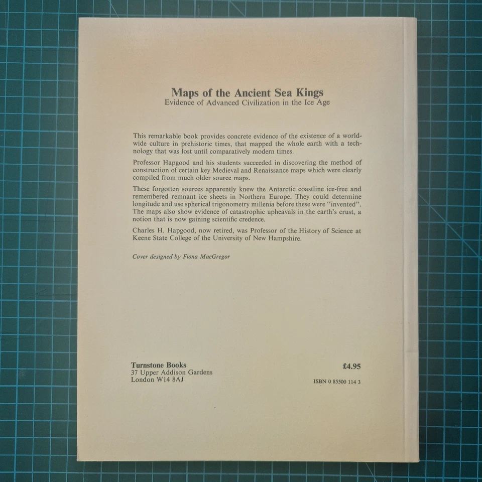 Maps of the Ancient Sea Kings by Charles H Hapgood Turnstone Books 1979 edition - Image 2 of 4