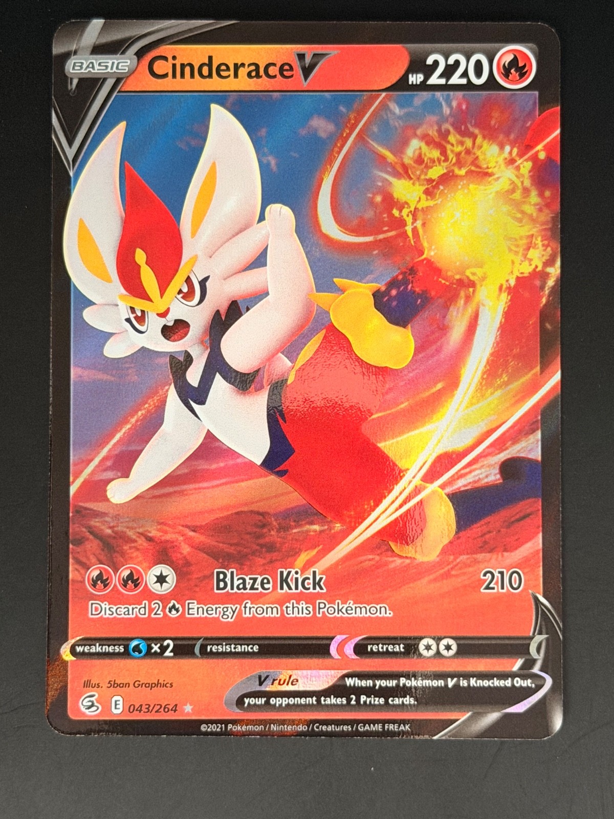 Cinderace V #43/264 Fusion Strike 2021 Holo Rare NM Pokemon TCG