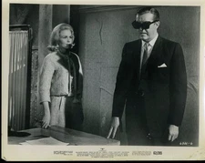 RAY MILLAND  DIANA VAN DER VUS  X THE MAN WITH THE X RAY EYES  ORIG PHOTO  X1765