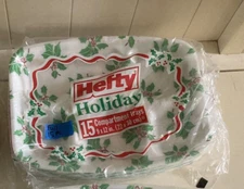 HEFTY Christmas HOLIDAY 5 Compartment + Foam Plates Trays GREEN HOLLY - NEW