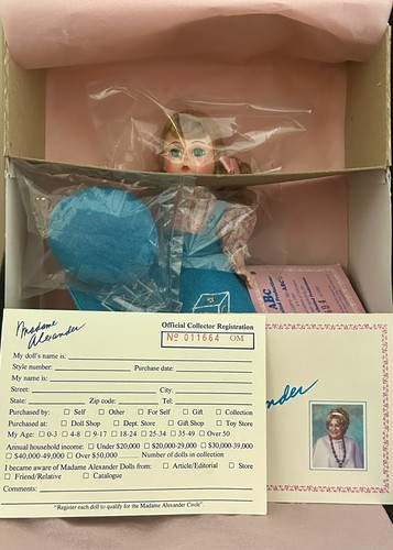 Wendy Learns Her ABC's, Vintage 8”Madame Alexander Limited Edition, NIOB w/Block - Picture 8 of 11