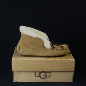 ugg 1004806