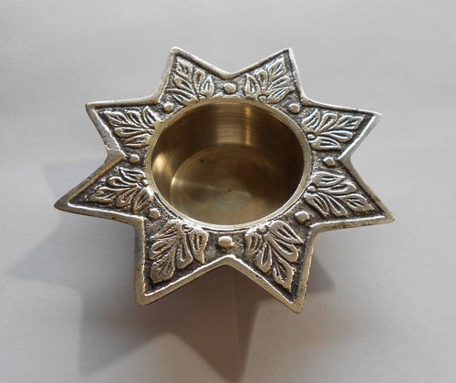 Silver plated type holiday candle holders (pair) - Picture 3 of 6