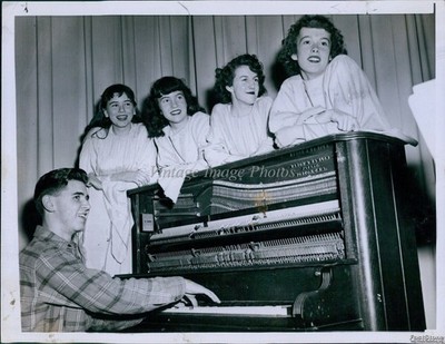 1948 Protest Youth Alliance Members Rehearse Easter Pageant Holidays Photo 7x9