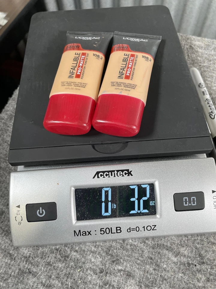 L'Oreal Paris Infallible Pro-Matte Foundation 24HR 108.2 Sand 2 Pack 1.0 fl oz - Image 3 of 4