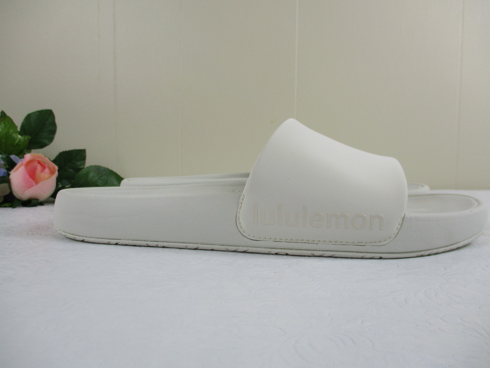 Lululemon Restfeel Slide Sandals in Bone Off-White women's size 10, 42 thumbnail 9