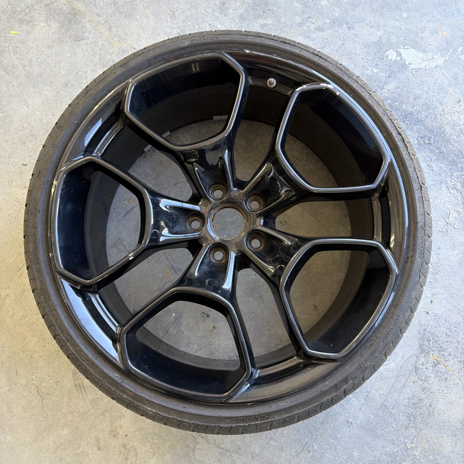 Front Lamborghini Huracan OEM Wheel 20” 2016-2018 Rim 4T0601017 Original Black