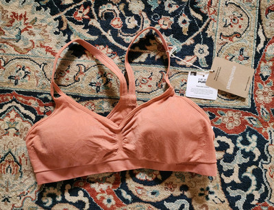 NWT Patagonia Womens ''Barely Bra'' Racerback Sports Hiking Running Size L