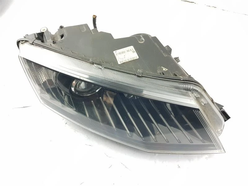 MK3 2013-2017 SKODA OCTAVIA FARO XENÓN LADO DEL CONDUCTOR DERECHO 5E2941018B Foto 4 de 4