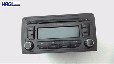 Radio 8P0035186G Audi A3 1.9 TDI DPF 8P Limousine - Photo 1/4