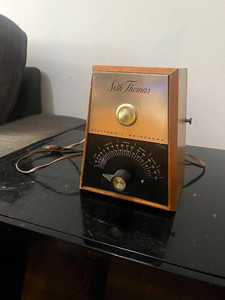 Seth Thomas Electronic Metronome, Wood Case, Brown/Black Tempo Keeper