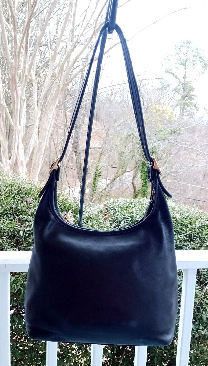 バッグ COACH Vintage Leather Black Shoulder Bag Coach MEDIUM M30-9058 Vintage Black Leather Legacy Hobo Shoulder