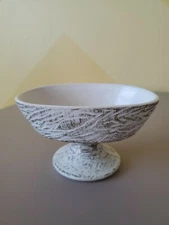 Vintage McCoy USA Pottery Tonecraft Pattern White and Gold 6" Planter