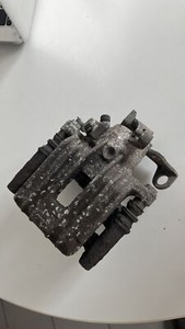 VW Golf 1.9 TDI 1 J Bremssattel L 37436