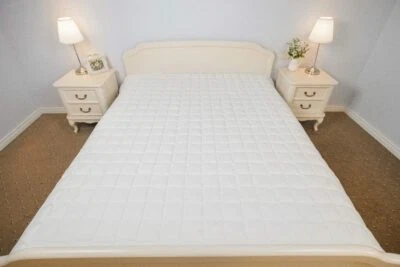 TOPPER Matratzenschoner Matratzenauflage Matratzebezug Unterbett Spannauflage  - Bild 1 von 4