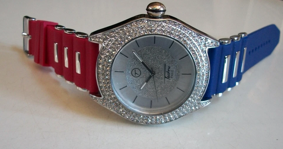 Men's silver, red & blue silicone band fashion casual hip hop watch - Image 2 of 4