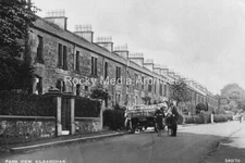 sa-106 SCOTLAND KILBARCHAN. Park View with Co-operative Society. Photo