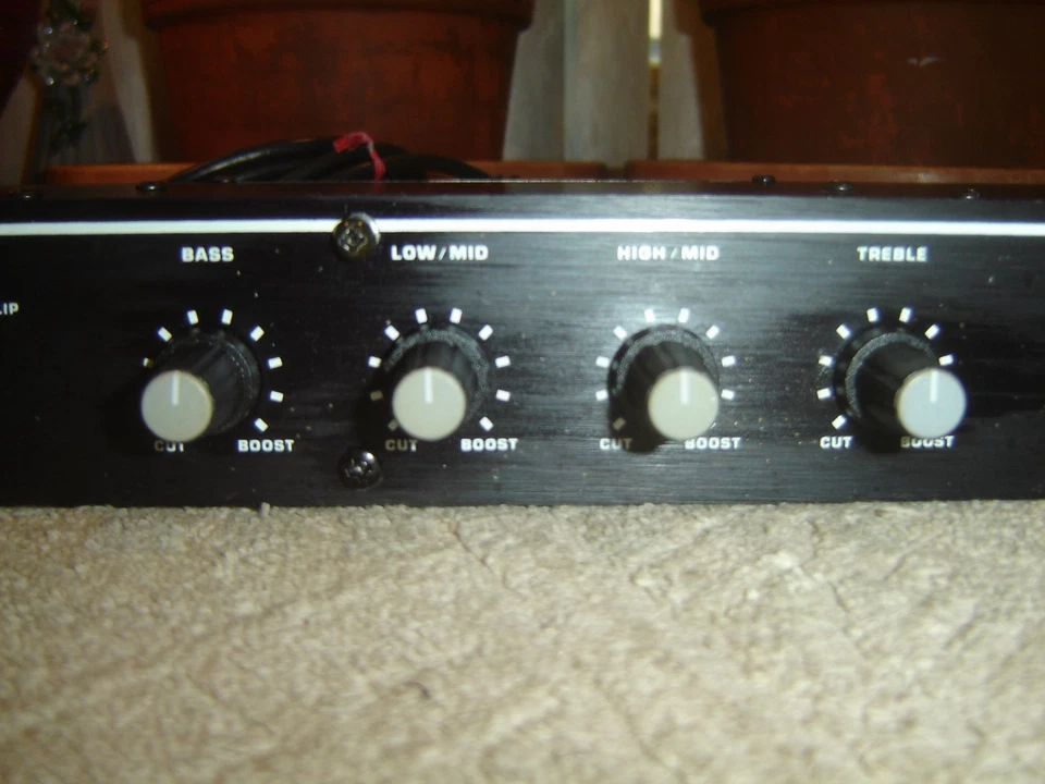 DOD Reverb R-845, Spring Reverb with 4 Band Equalizer, Vintage Rack, for Repair - Image 3 of 4