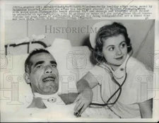 1959 Press Photo William Flamagan with nurse Alice Thompson
