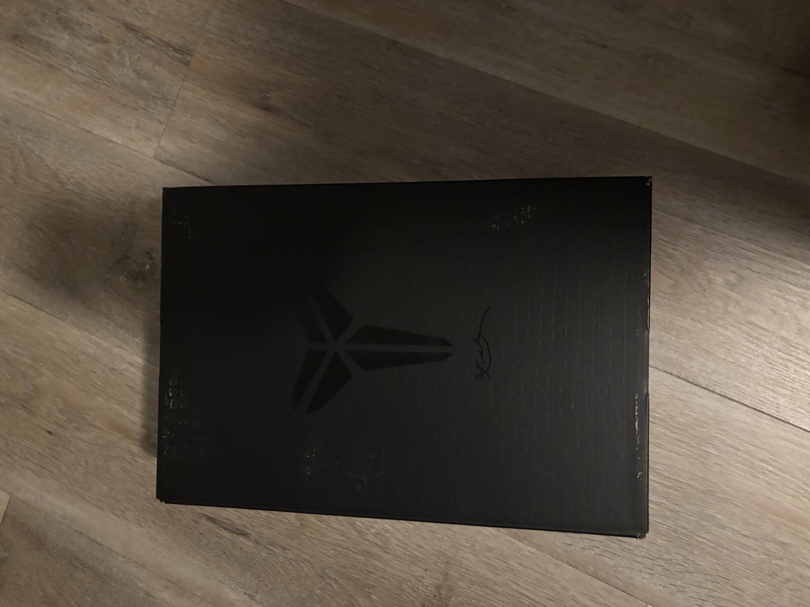 Kobe 8 Uni Red Size 10.5