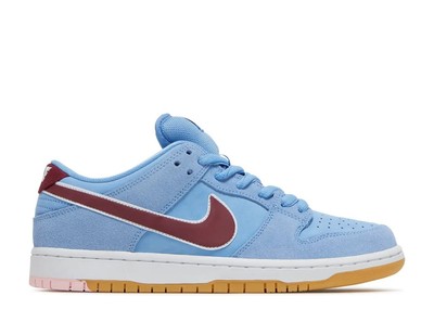 Nike SB Dunk Low Philadelphia Phillies Size 9, DS BRAND NEW