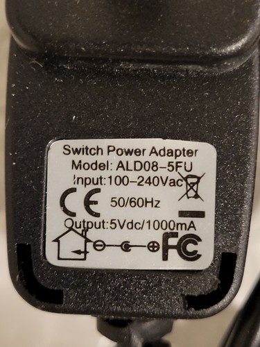 AC To DC 5V 1A 1000mA Power Supply Charger For 4.5V 1A Adapter 5.5mm x 2.1mm - Bild 1 von 2