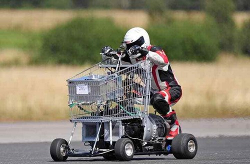 Jet-Powered-Shopping-Trolley-Gas-Turbine-Jet-Engine-stunt-vehicle