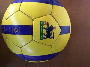 total 90 premier league ball