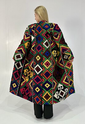 Handmade Upcycled Uzbek Suzani Embroidery Chapan Coat/Robe/Kaftan/Kimono Vintage