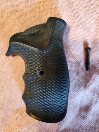 The Pachmay'r "Gripper" for Smith & Wesson N Frame 2, Solid Pistol Grip