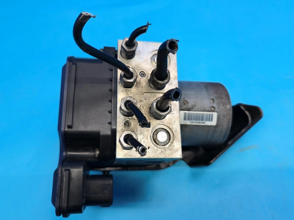 Conjunto de bomba de freno antibloqueo ABS 16-17 DODGE DURANGO GRAND CHEROKEE 68252641AD Foto 3 de 4