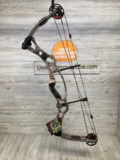 Brand new Un-shot Hoyt Vectrix RIght Handed 27/70# W/ Original Box