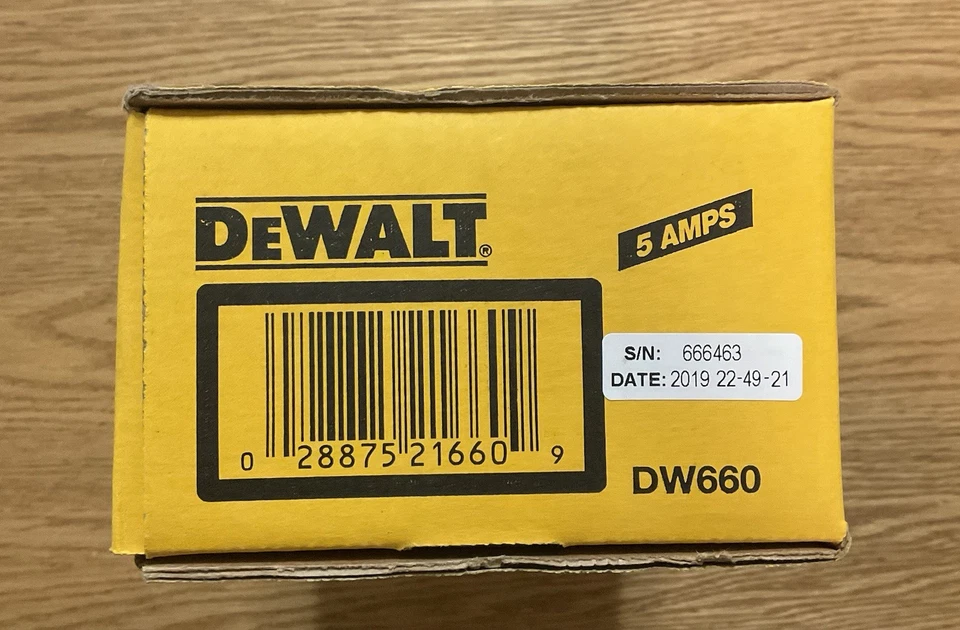 DEWALT Rotary Saw with 1/8-Inch and 1/4-Inch Collets 5-Amp Corded DW660 - Image 3 of 4