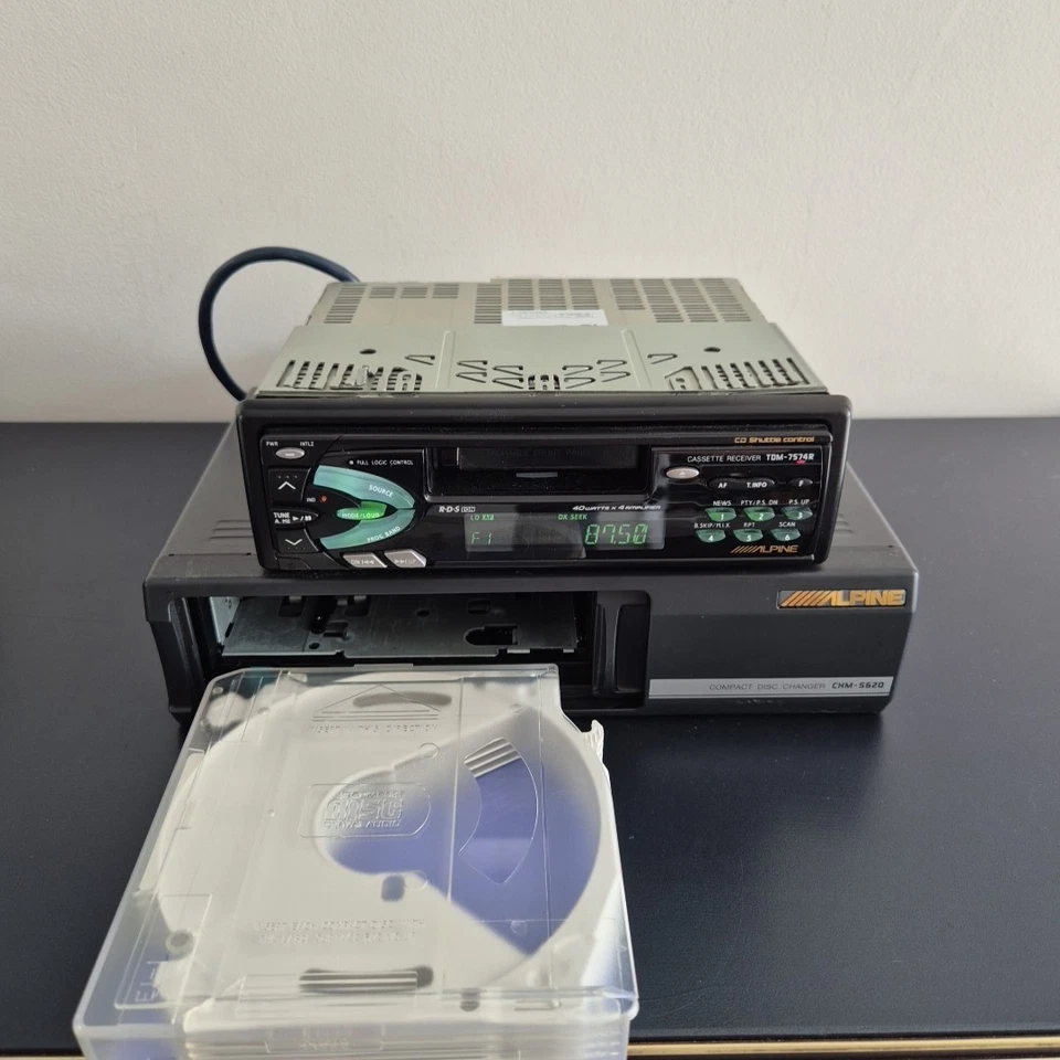 Autoradio Alpine TDM-7574R Cassette K7 + Chargeur 6 CD Alpine CHM-S620 Vintage - Photo 3/4