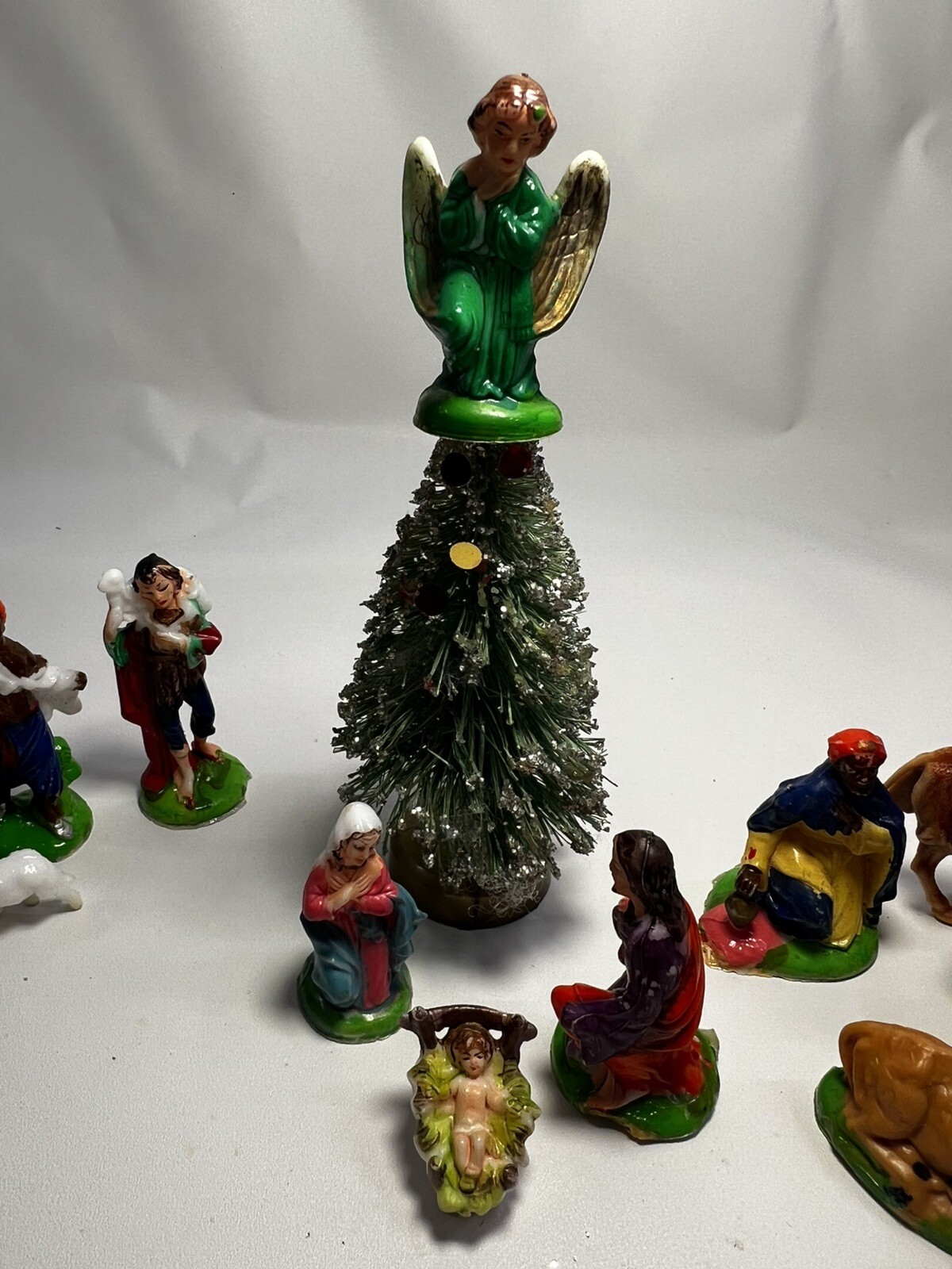 Picture 3 of 9