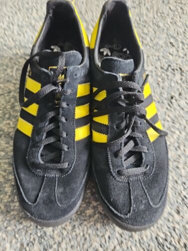 Size 8- adidas Jeans Black 2022 - Picture 1 of 7