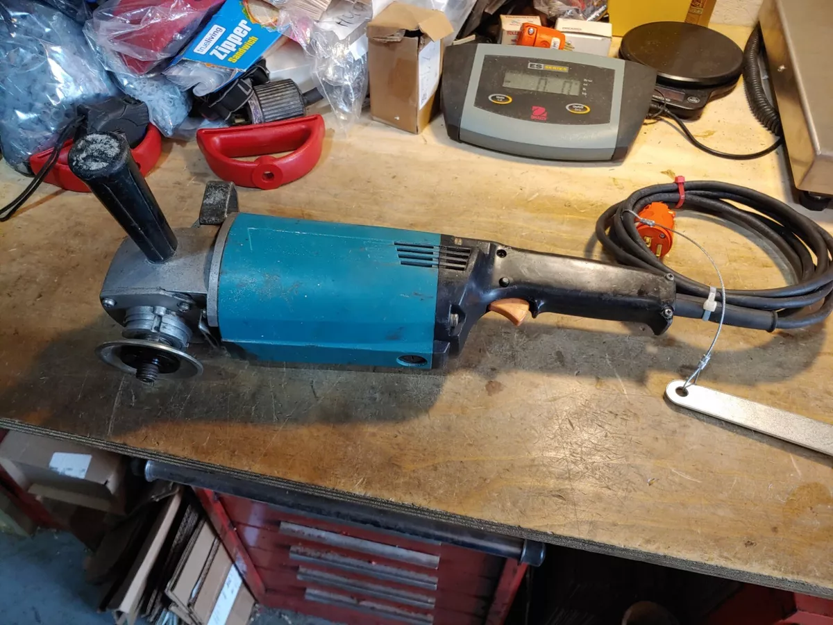 Makita 180mm Disc Grinder 9607BL 15 Amp 115v Large Heavy Duty Tool b x