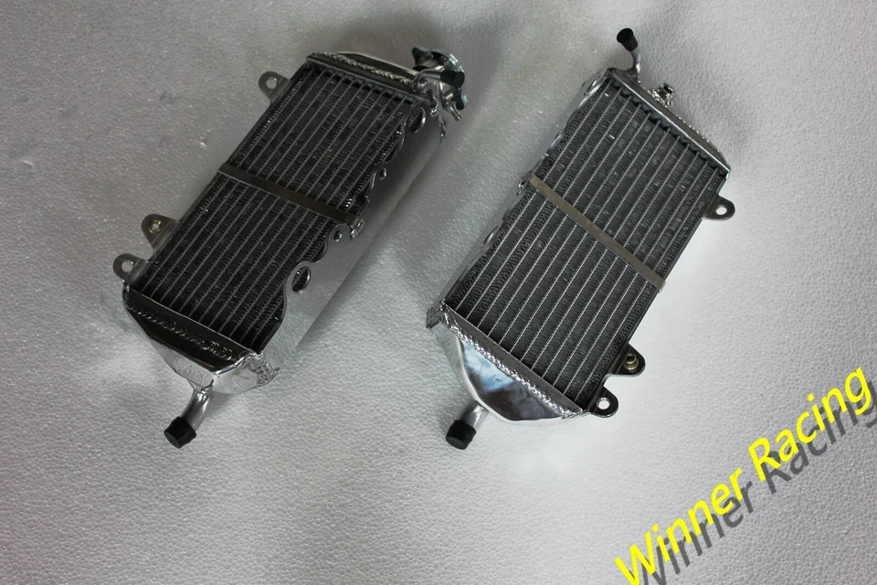 Radiador de aluminio para gas EC250 EC300 2018-2020 2019 Foto 2 de 4