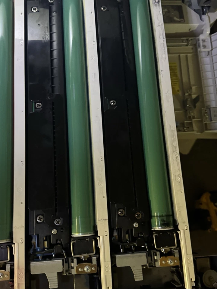 OEM Canon C5540,5560 Set Tambor y Unidad Deverloper Foto 2 de 4