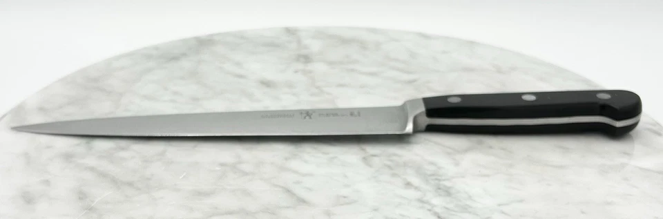 J.A. Faca de escultura Henckels 8" aço inoxidável 31160-200 cabo preto clássico - Imagem 2 de 4