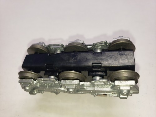 DIECAST ATHEARN GEARED 6 WHEEL REAR POWER TRUCK WITH POWER BAR - Picture 10 of 13