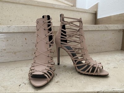 sommerliche High Heel - Sandalette im Römer-Stil (Farbe Nude / Blush)
