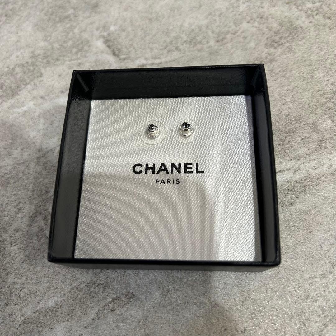 CHANEL Earrings Here Mark - image 6