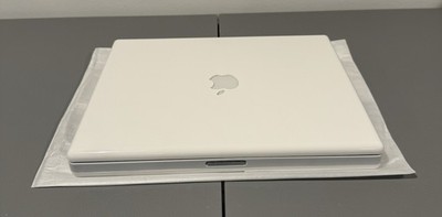 Never Used Apple iBook G4 1.07GHz Complete With Original