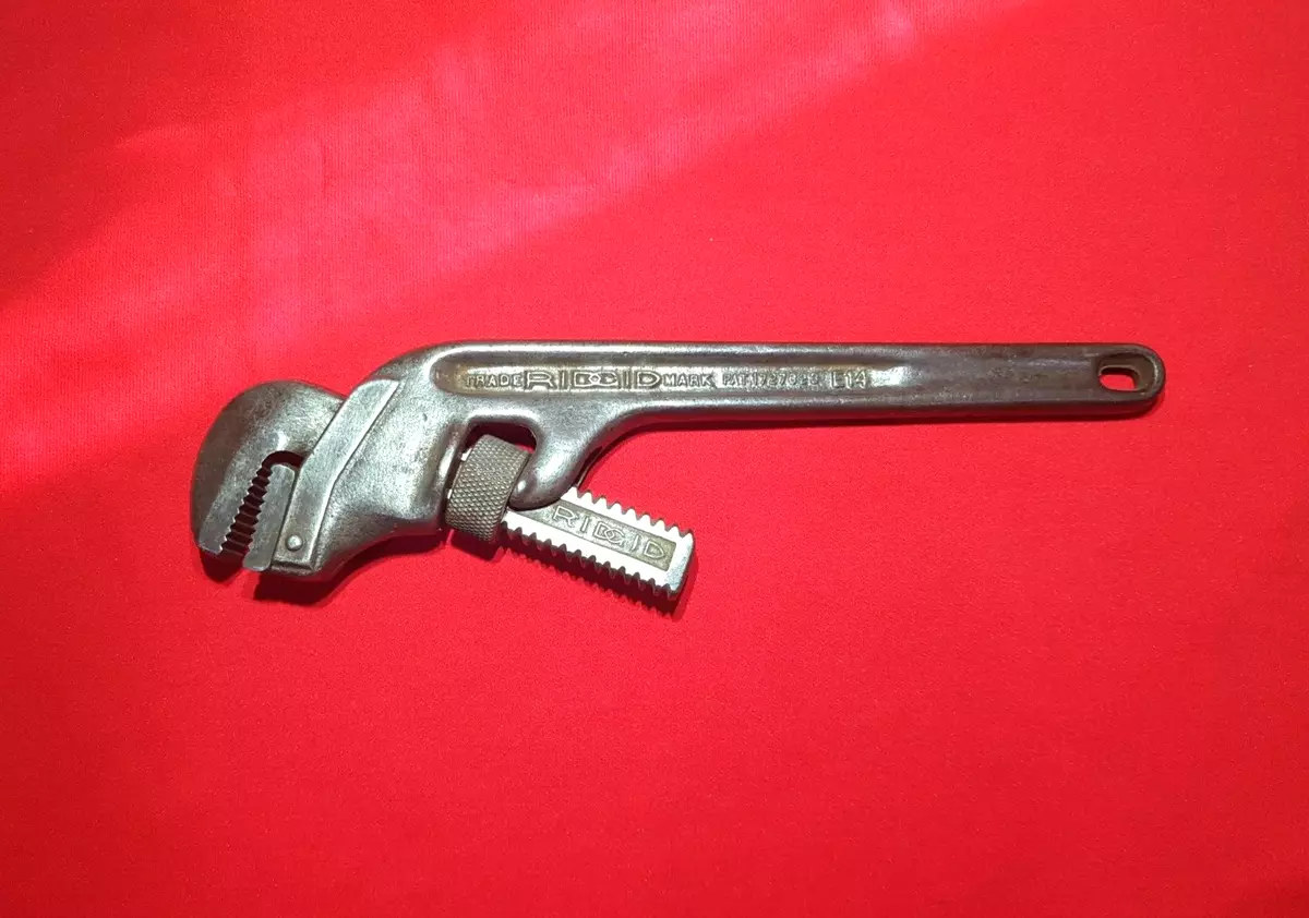 14 pipe wrench deals