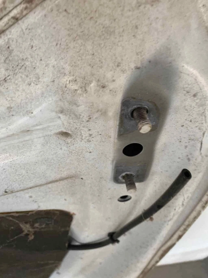 2008 - 2011 2016 2017 MITSUBISHI LANCER Engine Hood Cover without Turbo OEM - Image 4 of 4