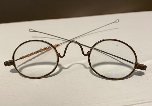 large round wire frame glasses
