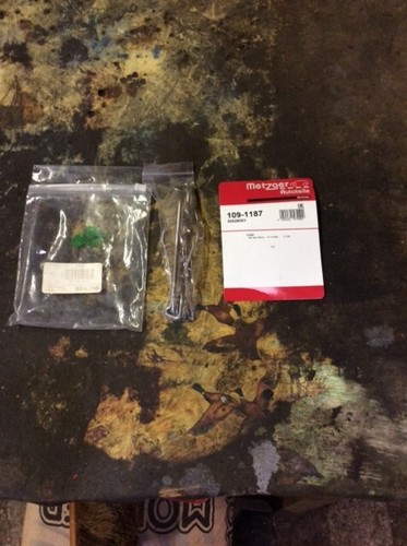 Kit Accessoires Plaquettes Frein AERZETIX - Essieu Avant - Référence C73493