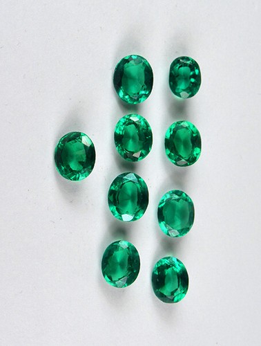 71 Cts/9Pcs Wholesale Lot Lab Created Emerald Oval Shape Loose Gemstone - Picture 4 of 4